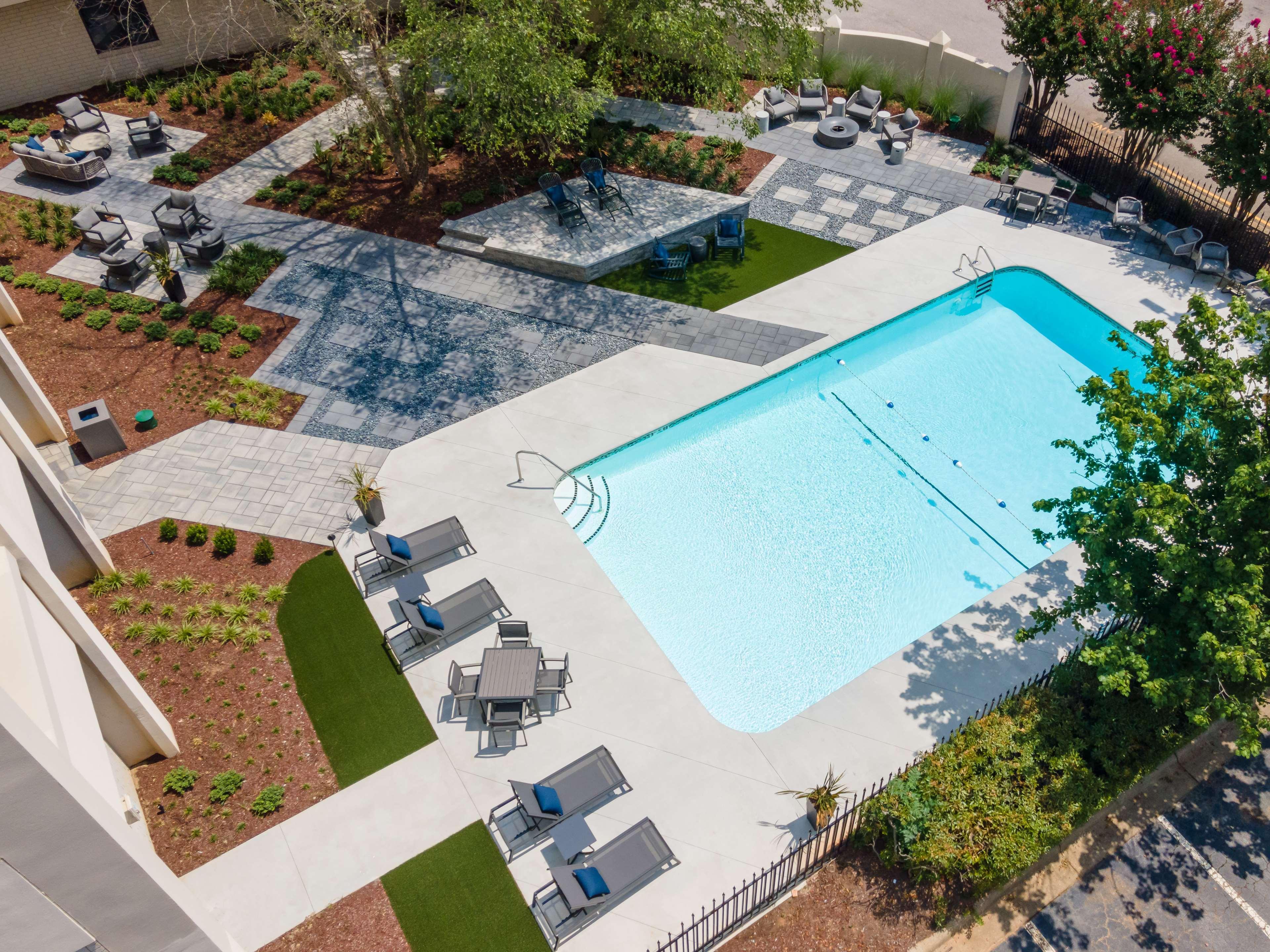 Doubletree By Hilton Raleigh Midtown, Nc Hotel Exterior photo